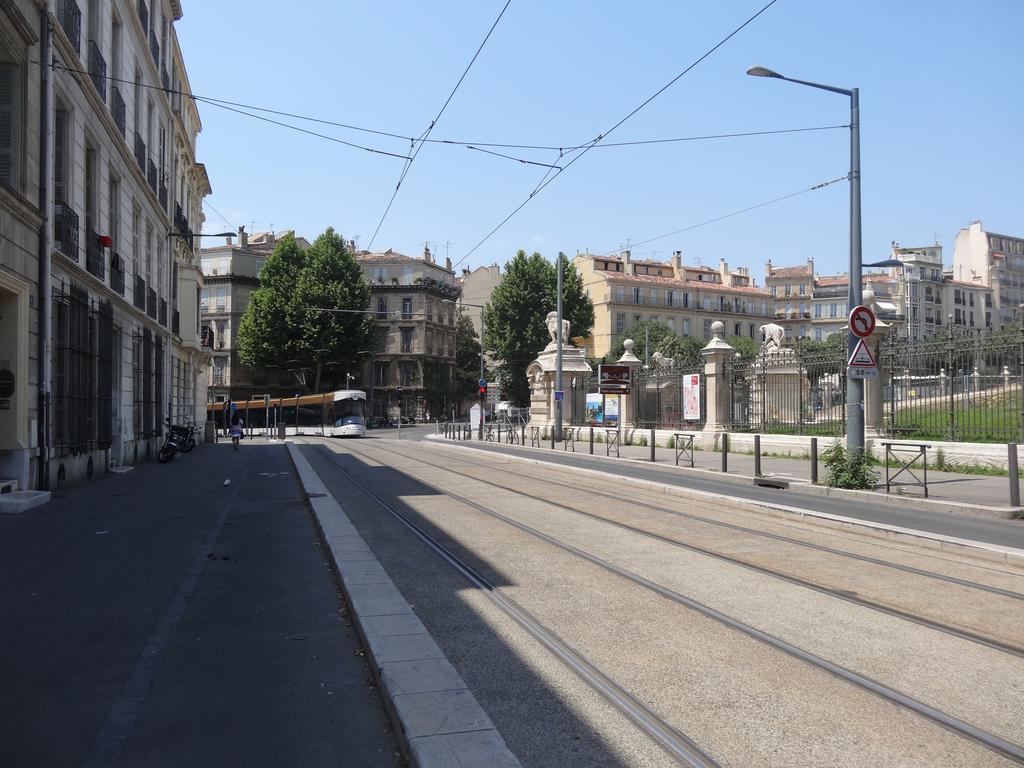 Appartamento Le Studio Du Petit Palais Longchamp Marsiglia Esterno foto